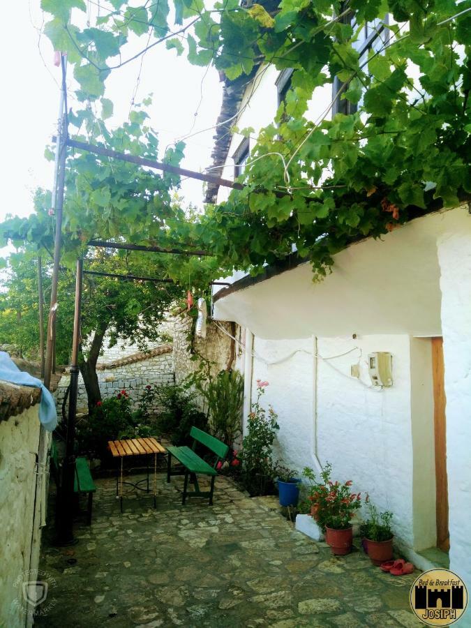 Bed & Breakfast Josiph Berat Dış mekan fotoğraf